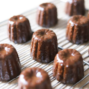 カヌレショコラ