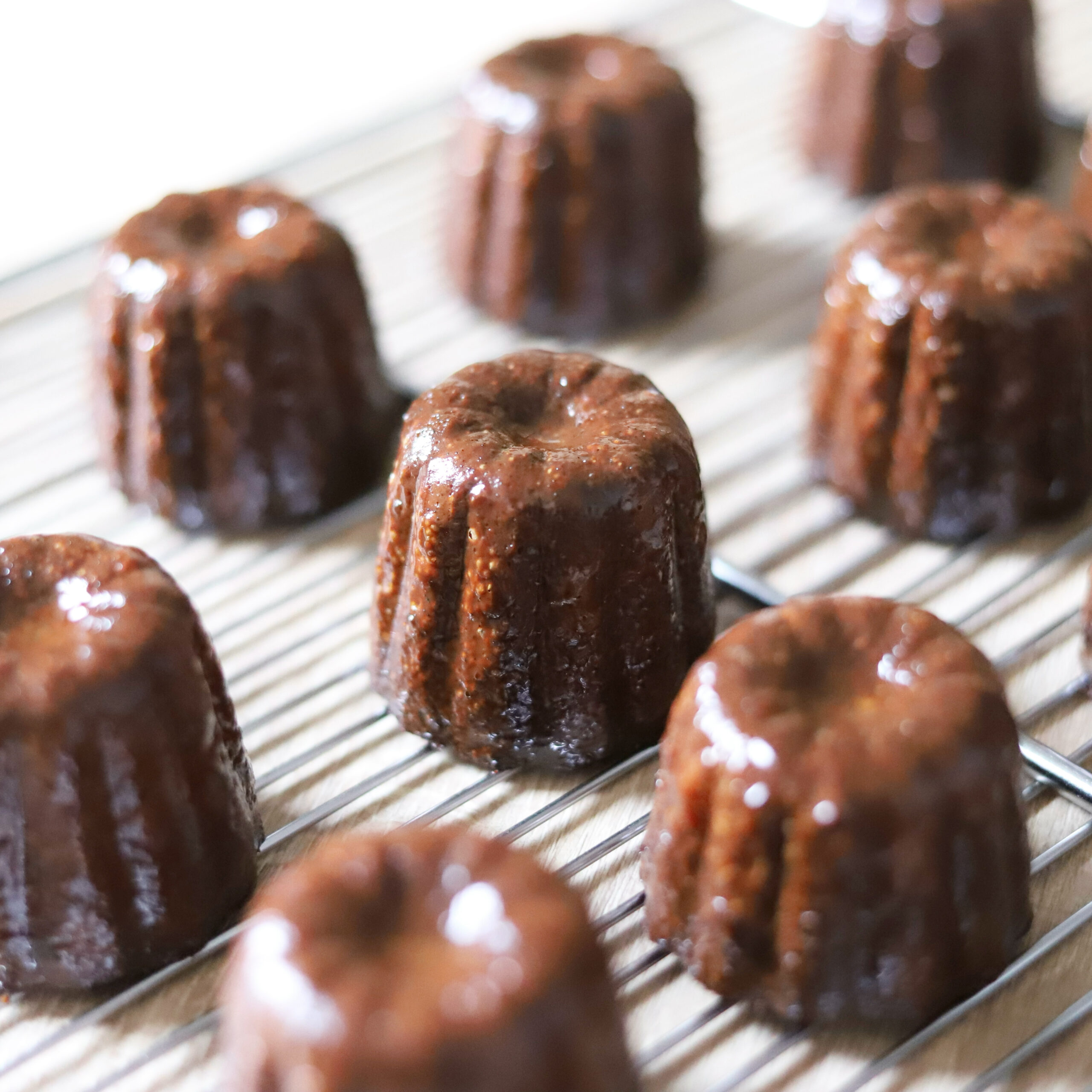 カヌレショコラ